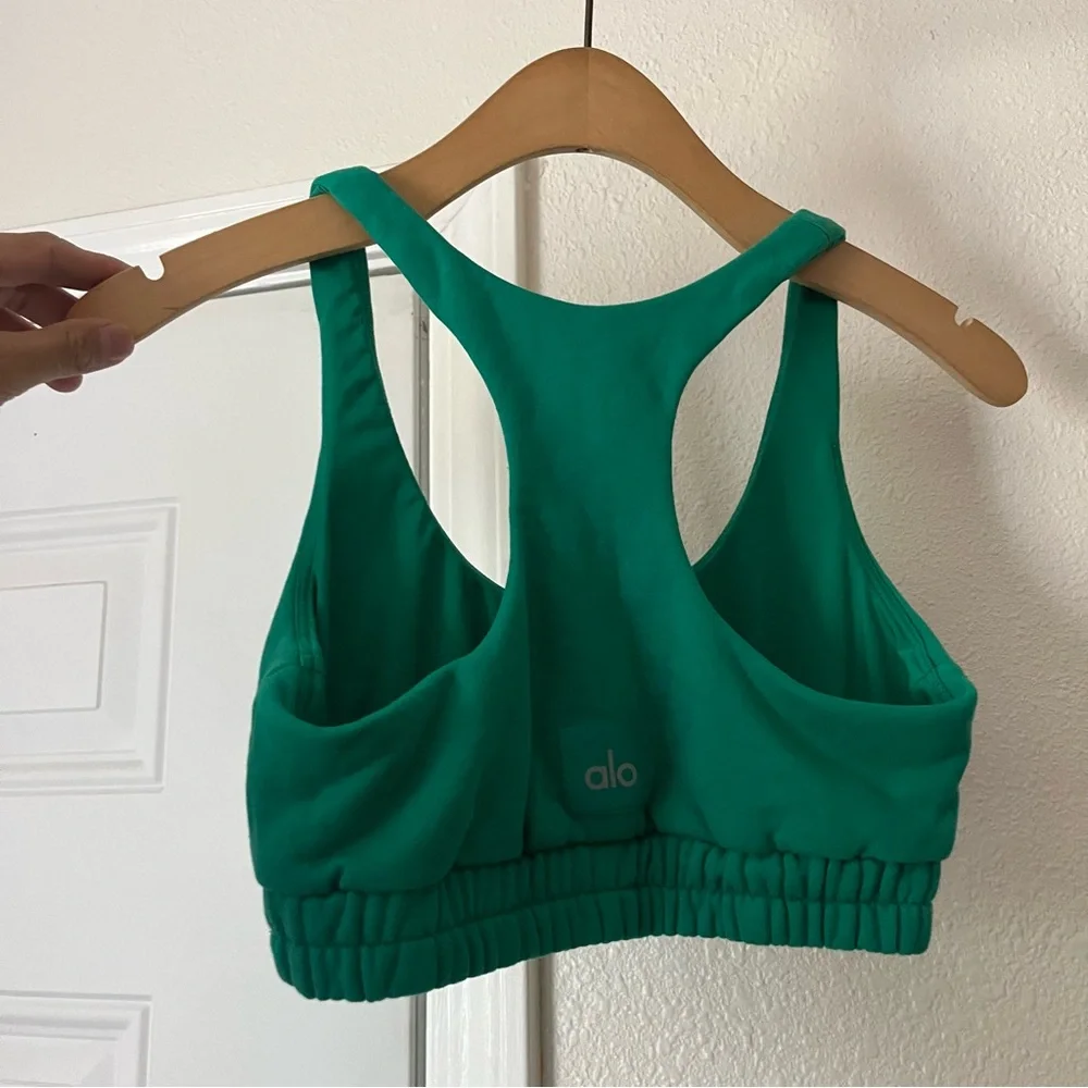 ALO Yoga green athletic knit scoop racer back cropped tank top - Picture 2 of 4